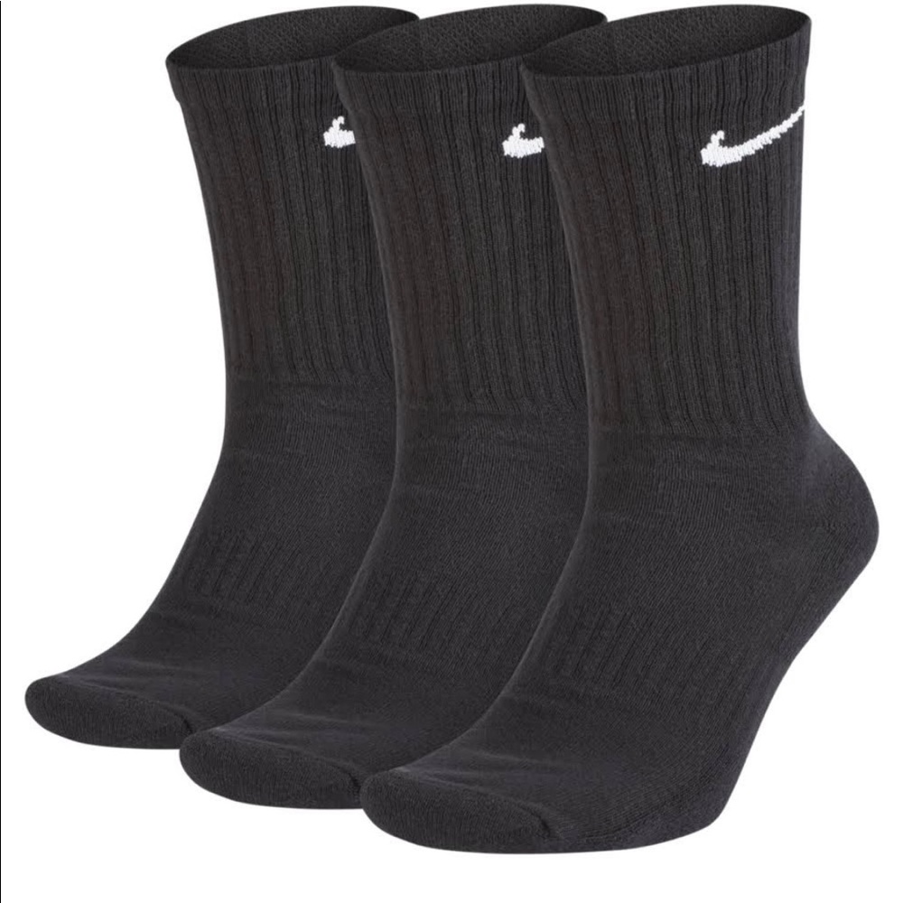 Nike cushioned crew socks